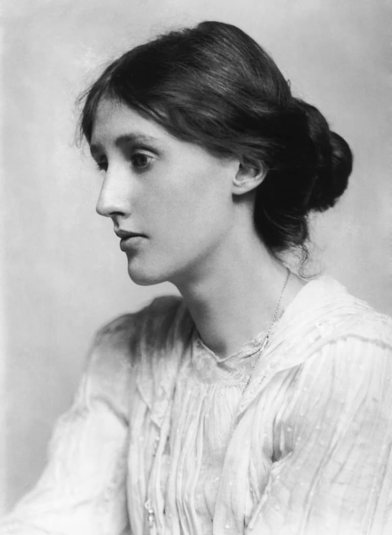 Virginia Woolf author photo